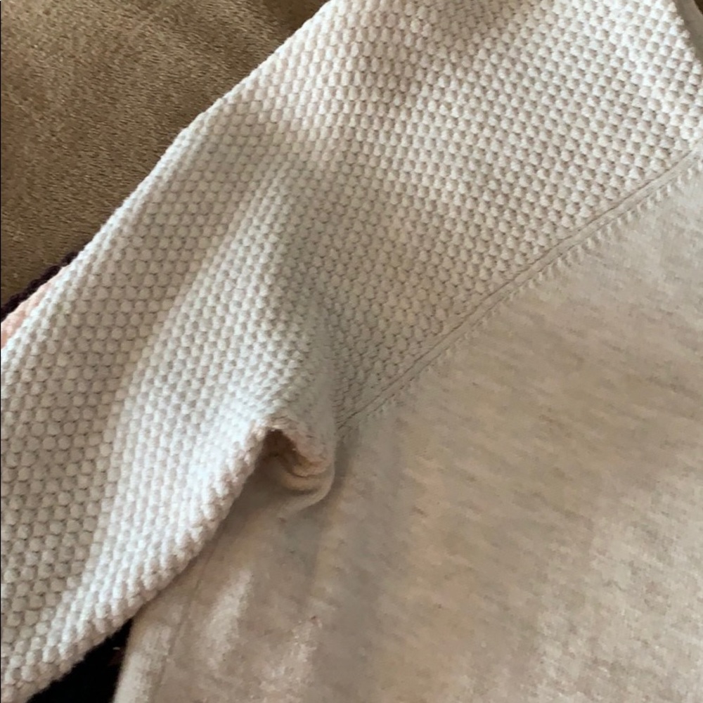 3 Small Loft tunic sweaters - Picture 3 of 4